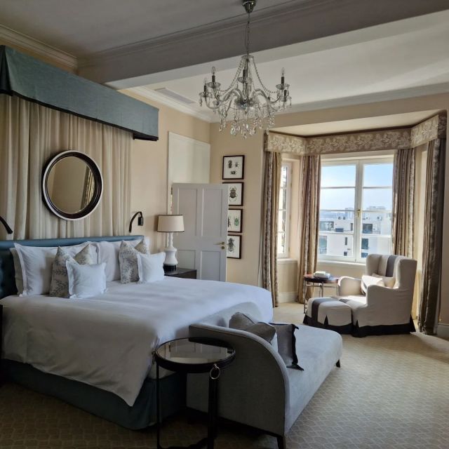 Thinking back to the incredible room at @belmondmountnelsonhotel in #capetown. A hotel that oozes elegance and class.